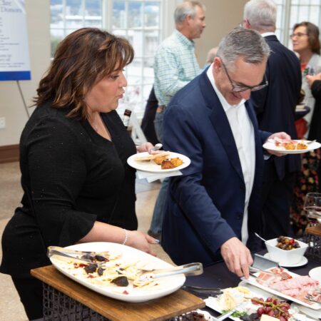 people serving food